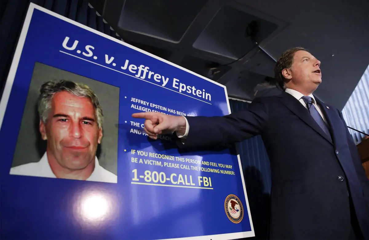 Les nouveaux courriels d'Epstein relancent le scandale : les démocrates prennent Trump pour cible